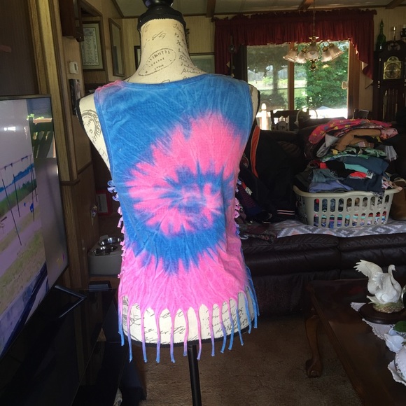 Women’s tie-dye Bahamas cut tank top - Picture 4 of 16